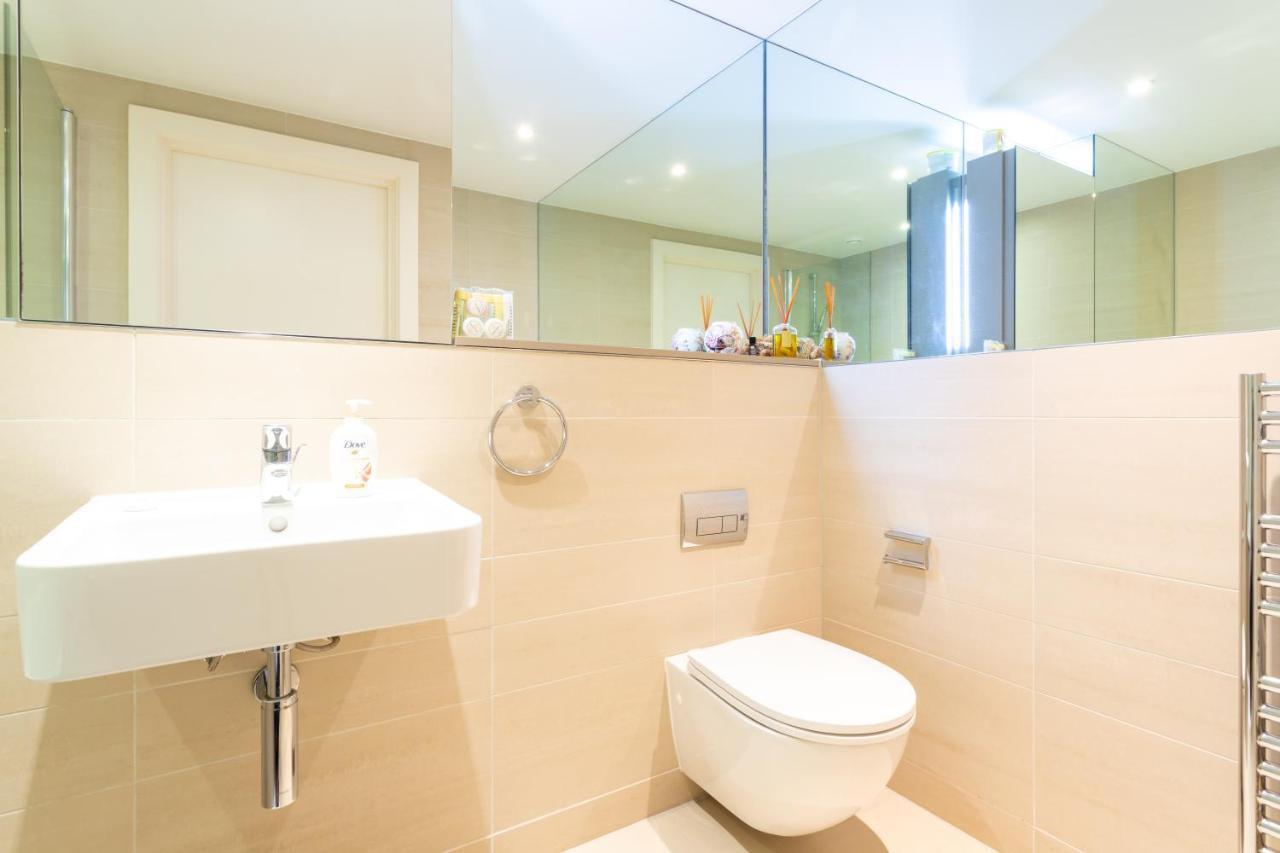 Amazing Modern 2 Bedroom Flat in Greenwich for 4 people Londen Buitenkant foto