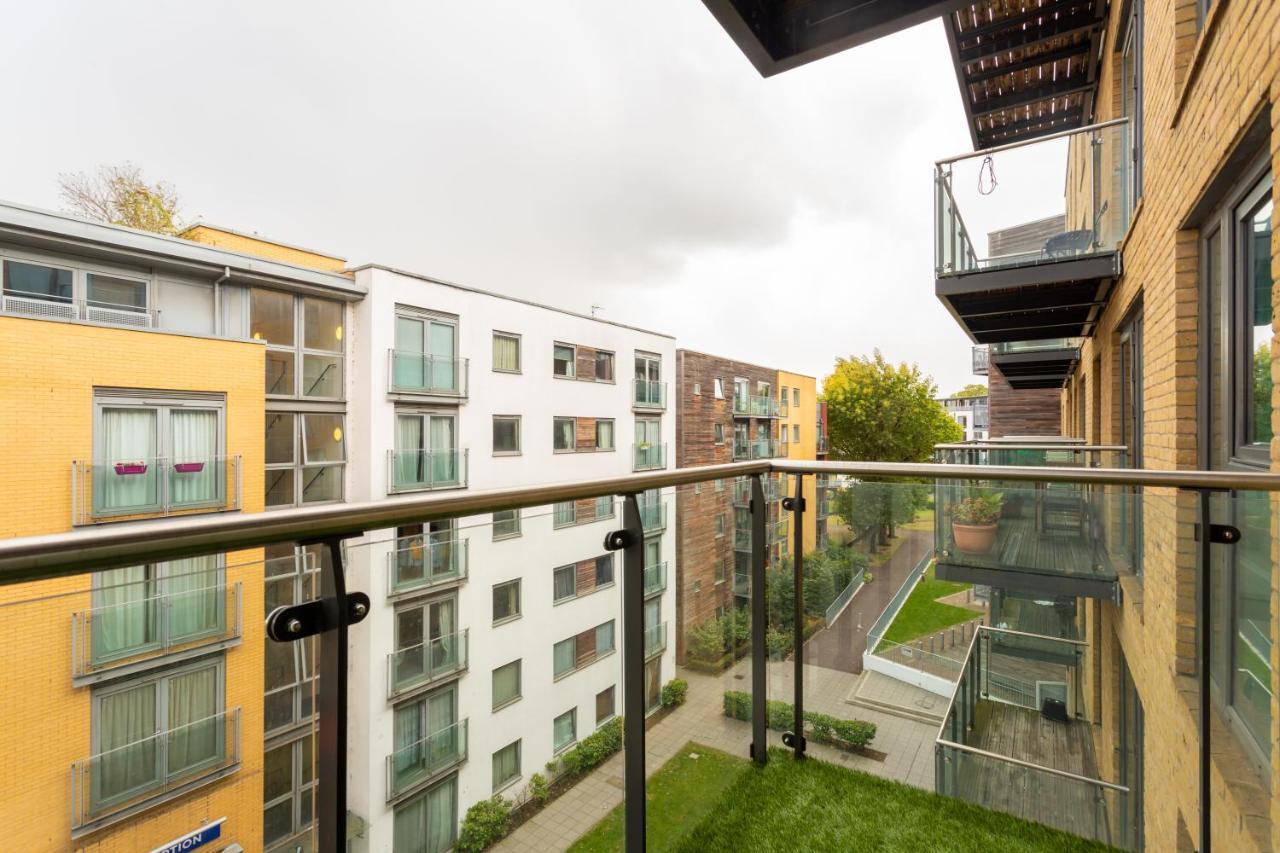 Amazing Modern 2 Bedroom Flat in Greenwich for 4 people Londen Buitenkant foto