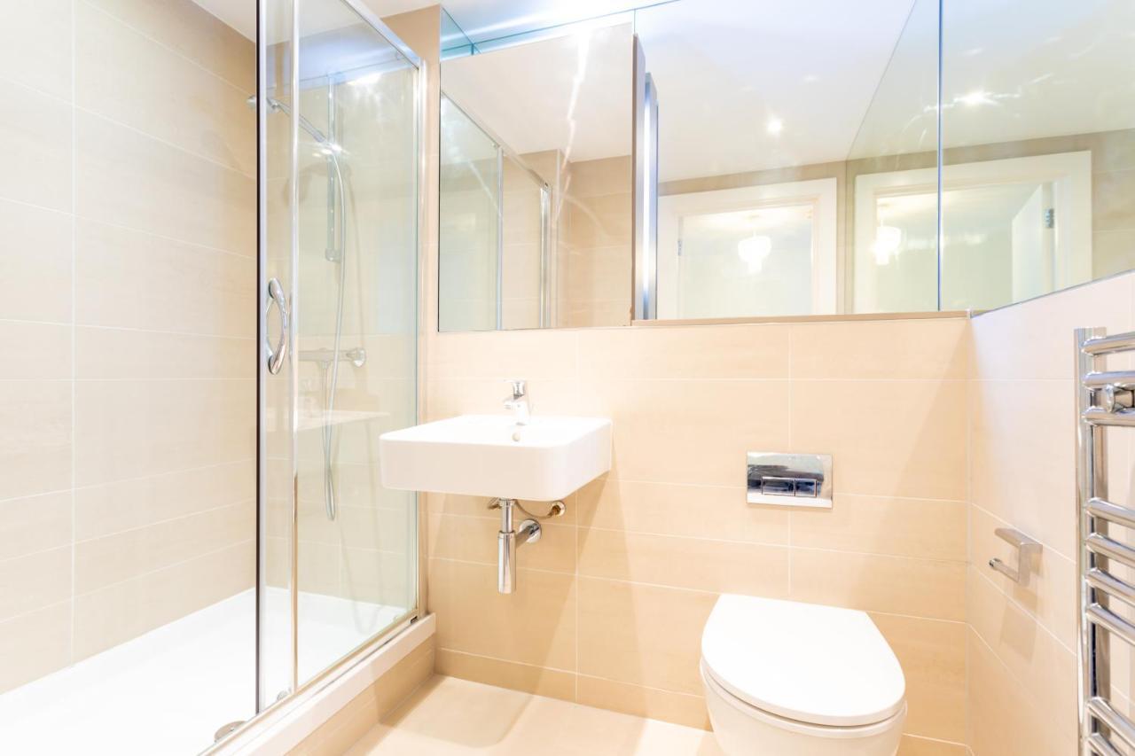 Amazing Modern 2 Bedroom Flat in Greenwich for 4 people Londen Buitenkant foto